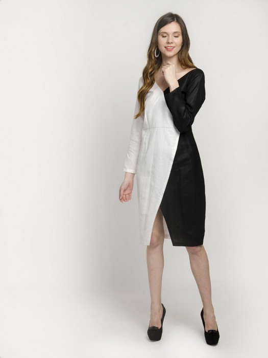 Black And White V-Neckline Full Sleeve Leg Slit Mini Dress