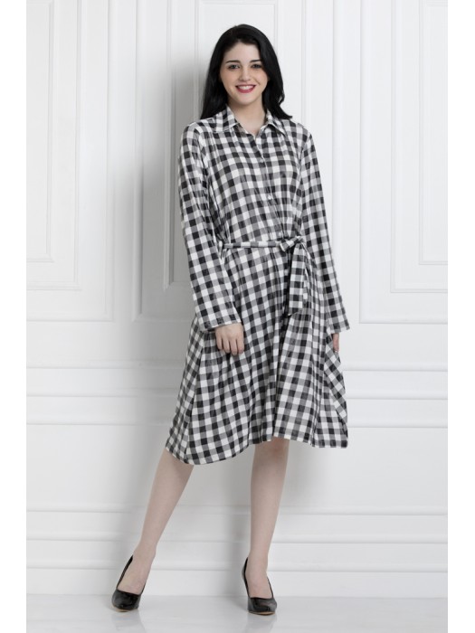 Chequered Button Down Dress. Stand Tall & Look Sharp In The Outfit