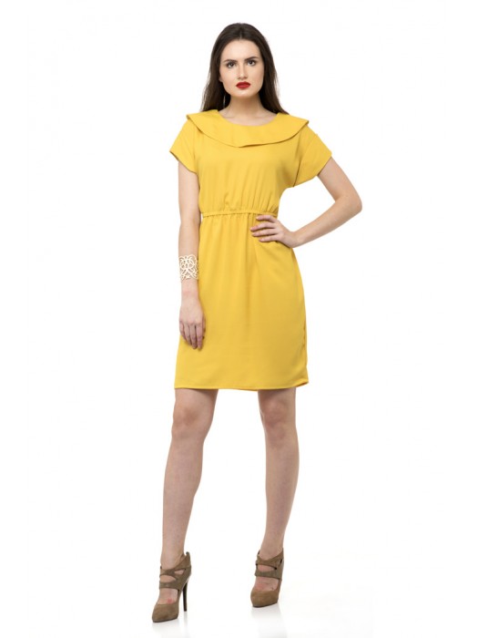 Collared cintched based shift dress