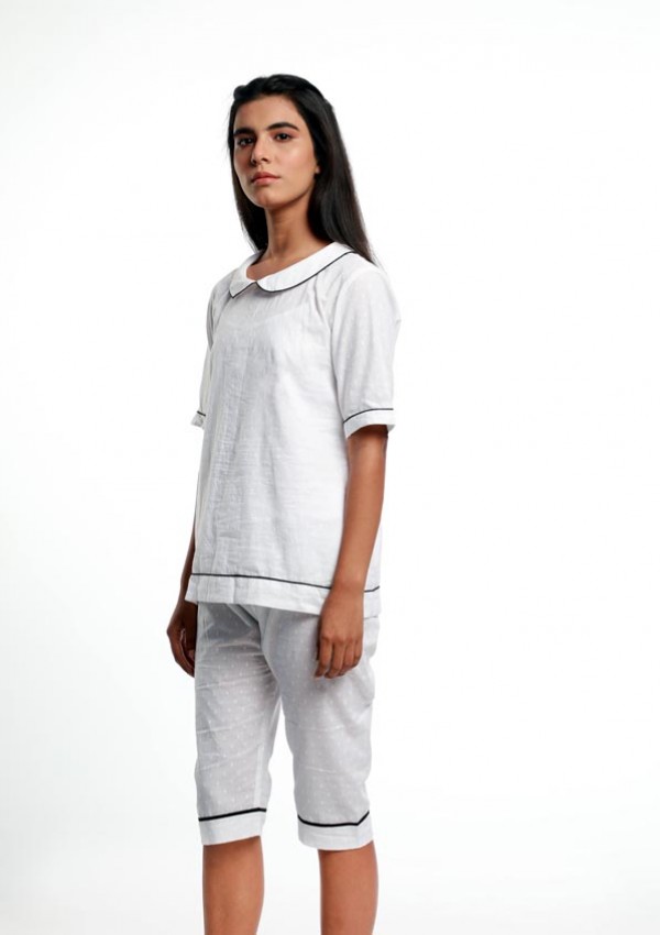 LOUNGEWEAR/ NIGHT SUIT